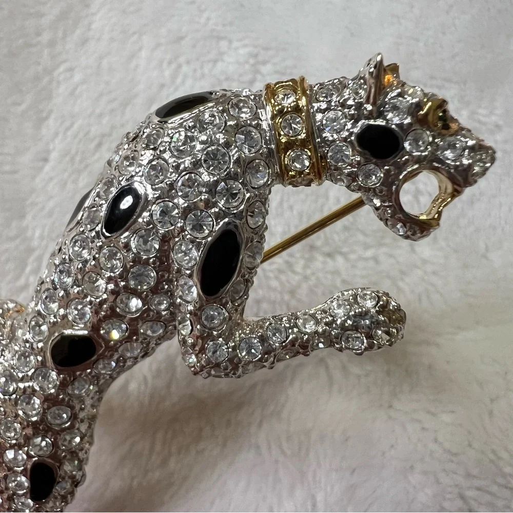 Carolee Limited Edition 1992 Pave Rhinestone Leopard Panthers Brooch Pin